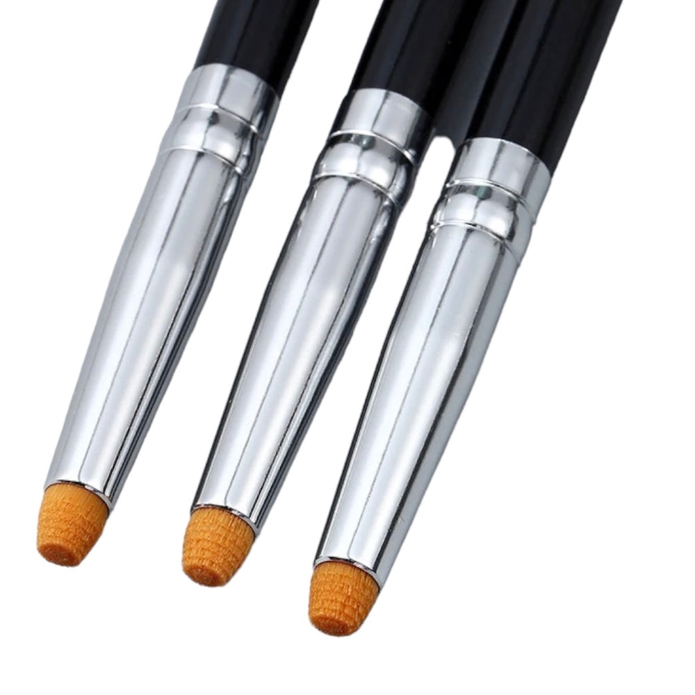 Lash Lift Laminator Brush — the ultimate precision tool for eyelash lamination treatments.