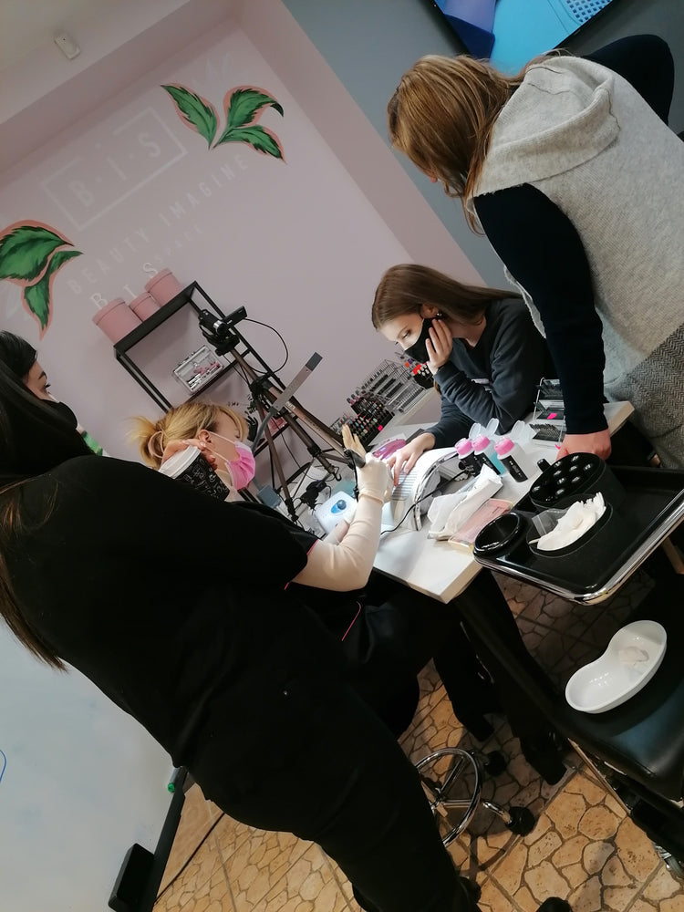 Ekspress kurss "Kutikulas apstrādes veidi" ar praksi